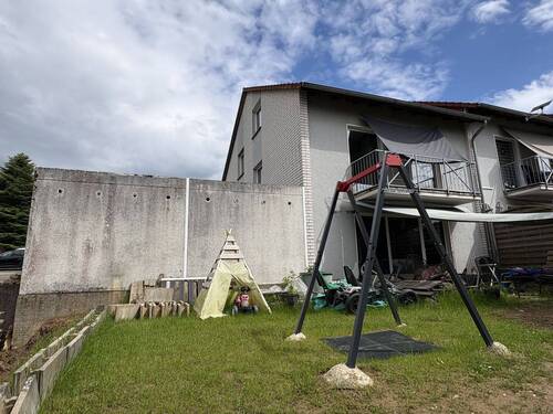 Garten - Reihenendhaus mit 125,00 m&sup2; in Schieder-Schwalenberg zum Kaufen