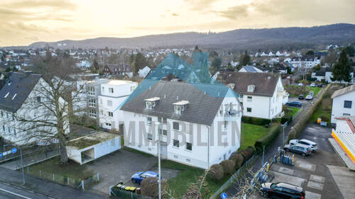 Vogelperspektive - Erstbezug nach Renovierung - 3 ZKB-Wohnung mit Balkon in zentraler Lage von Kassel-Harleshausen!