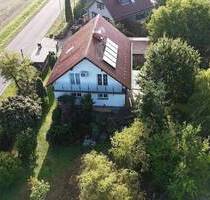 Reduzierter Preis: Hochwertiges EFH mit großem Carport zw. EFGTH - Drei Gleichen Großrettbach