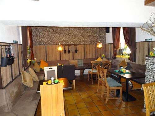 Gaststube - Hotel, Pension, Gasthof in Pfarrkirchen zum Kaufen