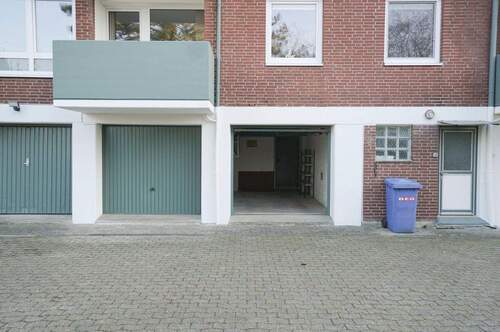 Garage/ Rückansicht - 