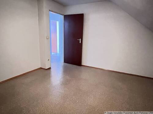 19 DG Zimmer 2 b - 