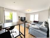Wohnen - Ideal für jung gebliebene Senioren! Komplett barrierefreie 2-Zimmer-Wohnung mit großem Balkon!