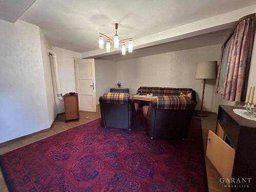 Wohnzimmer - 5 Zimmer Einfamilienhaus in Massbach