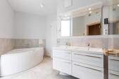 Ganz Privater Wellnessbereich - 