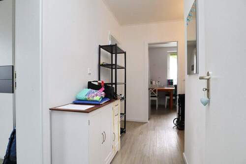 Flur - Etagenwohnung mit 84,00 m² in Henstedt-Ulzburg zur Miete