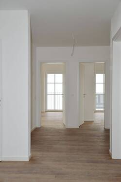 Diele - 4 Zimmer Etagenwohnung zur Miete in Krailling