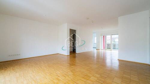 Wohnzimmer - 3 Zimmer Etagenwohnung zur Miete in Crailsheim
