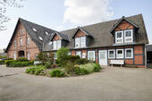 Bauernhaus Ansicht seitlich von vorne_3 - 