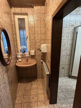WC - 