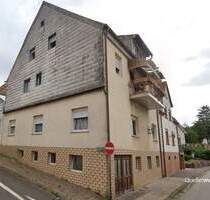 Provisionsfrei! Zweifamilienhaus in Durchgangsstraße - Thaleischweiler-Fröschen