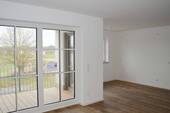 offener Wohn-/Essbereich - *Pentenried - Erstbezug einer top schicken 3-Zimmer-Wohnung mit Loggia und herrlichem Blick