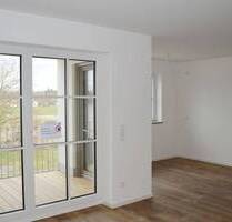 *Pentenried - Erstbezug einer top schicken 3-Zimmer-Wohnung mit Loggia und herrlichem Blick - Krailling