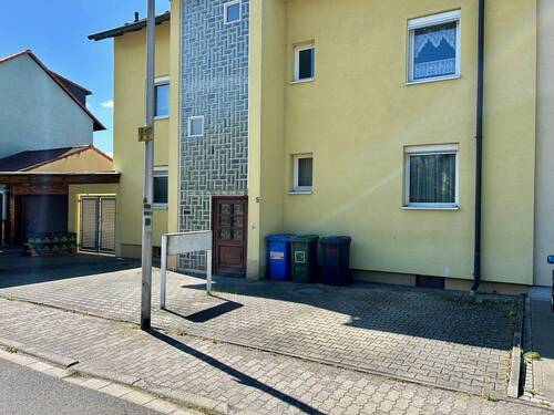 Kfz-Stellplatz - 
