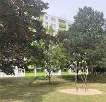 ** MODERNISIERTE 3 ZIMMER WOHNUNG MIT GROßEM ESSPLATZ, BALKON UND NEUEM DUSCHBAD** - Berlin Gropiusstadt