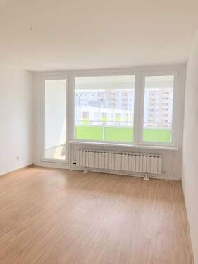 Wohnzimmer - 3 Zimmer Etagenwohnung in Berlin
