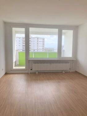Wohnzimmer - Etagenwohnung mit 83,20 m² in Berlin zur Miete