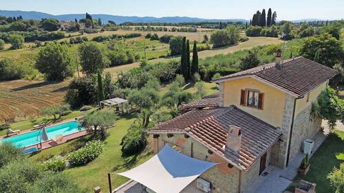 Bild 2 - 5 Zimmer Bauernhaus, Landhaus zum Kaufen in Cortona