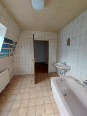 Badezimmer 2. OG - 