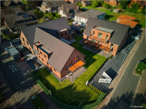 Drohne - Bezugsfertige Neubauwohnungen in Bad Zwischenahn, modern, energieeffizient & hochwertig ausgestattet
