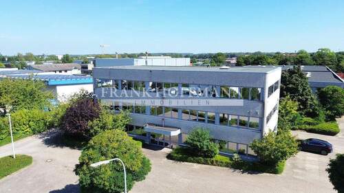 M2078 Außenansicht 1 - 