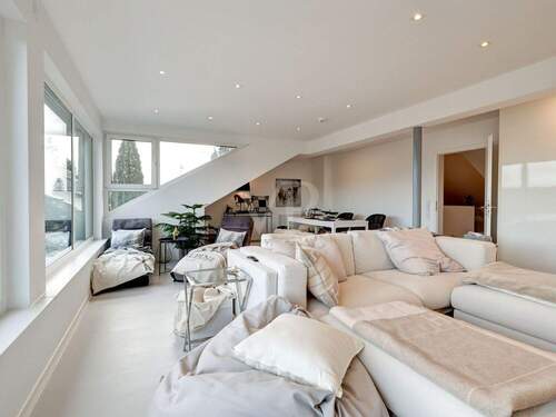 Wohnbereich - 7 Zimmer Einfamilienhaus in Kelkheim (Taunus) / Fischbach