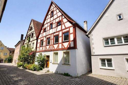 Bild 1 - ALTSTADT - denkmalgeschütztes Bürgerhaus in WEIßENBURG