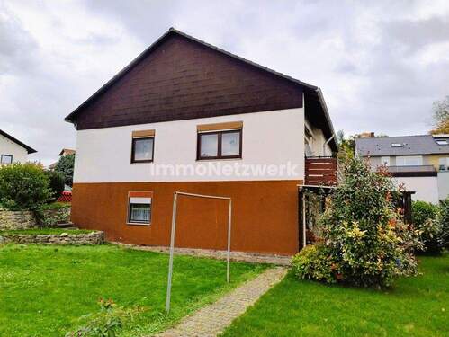 Blick vom Garten - 5 Zimmer Einfamilienhaus in Bretten / Gölshausen