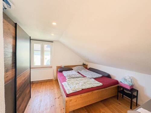 Elternschlafzimmer (OG) - 