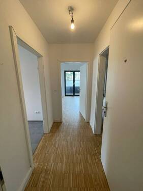 Flur - Bitte unsere Fragen beachten! Elmshorn - zentrale 2 Zimmer Wohnung