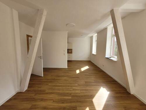 20250414_110220.jpg - WOHNOASE!!! Hochwertige 2- Zimmerwohnung mit Einbauküche in einmaliger Lage