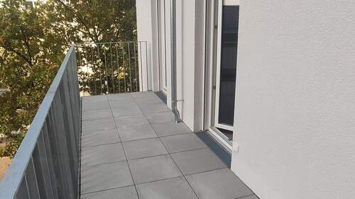 Balkon (Musterwhg).jpg - Etagenwohnung mit 76,40 m² in Heilbronn zur Miete