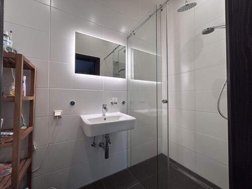 Duschbad am Elternschlafzimmer - 