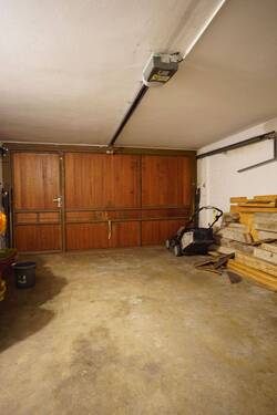 Garage - 