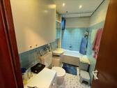 Badezimmer mit Badewanne - 