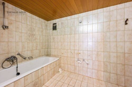 EG: Badezimmer - 