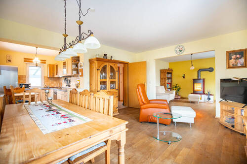 Wohn-/Esszimmer mit Küche - 4 Zimmer Einfamilienhaus zum Kaufen in Lohme / Hagen