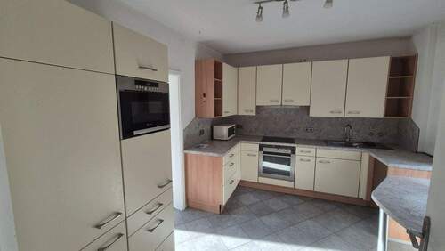 Küche EG - 6 Zimmer Reihenmittelhaus in Pforzheim