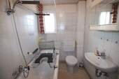 Tageslichtbadezimmer DG - 