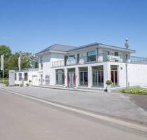 Luxuriöse Veranstaltungshalle plus Wohnung und Büro in idyllischer Lage am Wiehengebirge - Preußisch Oldendorf Harlinghausen