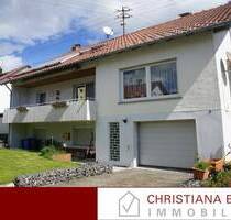 GUTE LAGE, SCHÖNER GARTEN: 2-Fam.-Haus, Meßstetten