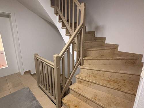 EG Treppe.jpg - 