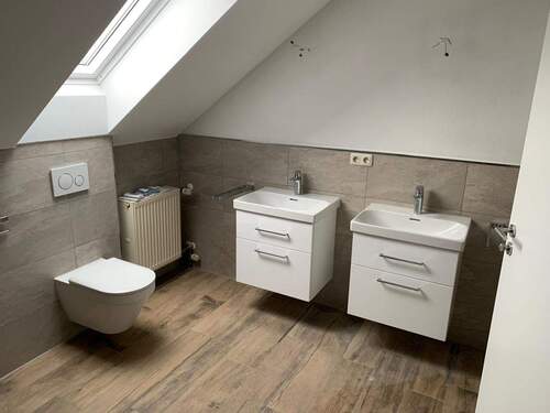OG Badezimmer.jpg - 