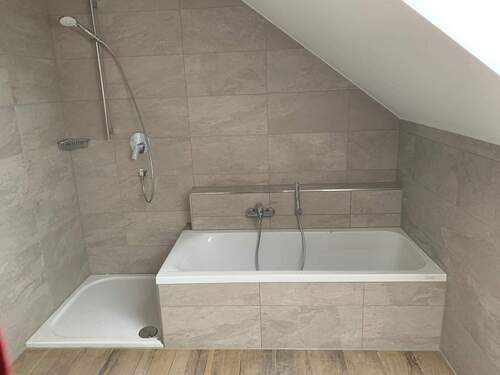 OG Badezimmer .jpg - 
