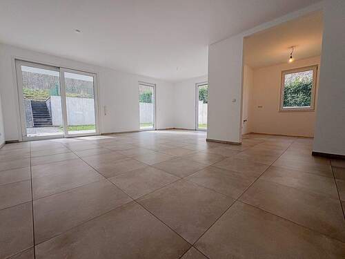 Impression Wohn-/Essbereich angrenzender Küche - 3 Zimmer Terrassenwohnung zur Miete in Sinzig