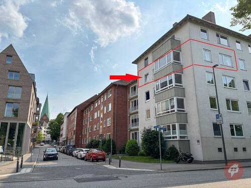 außen Kennzeichnung - 3 Zimmer Etagenwohnung zum Kaufen in Kiel