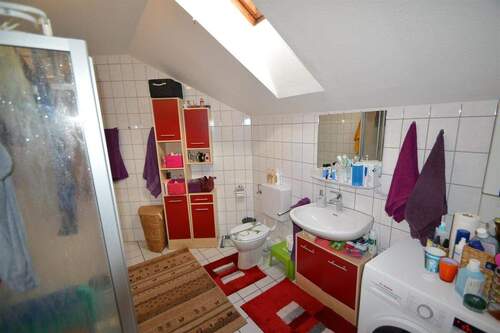 Bad - 5 Zimmer Etagenwohnung in Morbach