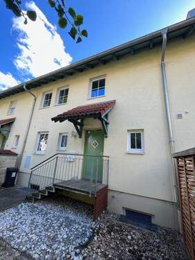 Hausansicht Nord (2).JPG - 5 Zimmer Mehrfamilienhaus, Wohnhaus in Landshut