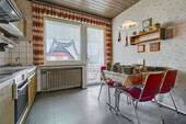 Küche mit Zugang zur überdachten Terrasse - 