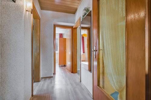 6,97 m² großer Flurbereich (Flur 1+ Flur 2) im Obergeschoss - 